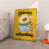 Affiche jaune Pastielle Bloom Rhapsody – affiche originale posée au sol près d’un fauteuil et d'une lampe